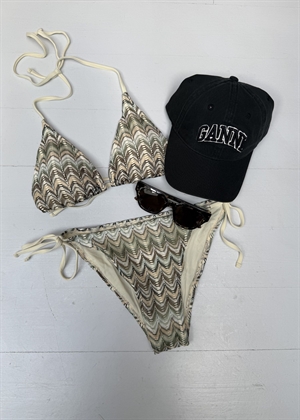 Amber Baila bikini tanga Beetle Green Becksøndergaard 